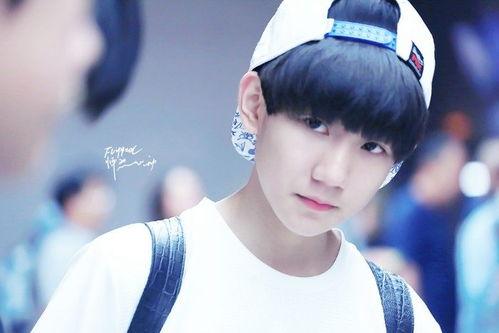 王源吃瓜爆料娱乐节目叫什么,揭秘热门娱乐节目幕后真相